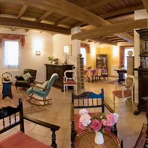 agriturismo-alla-casella.emilia-romagnahotels.net/
